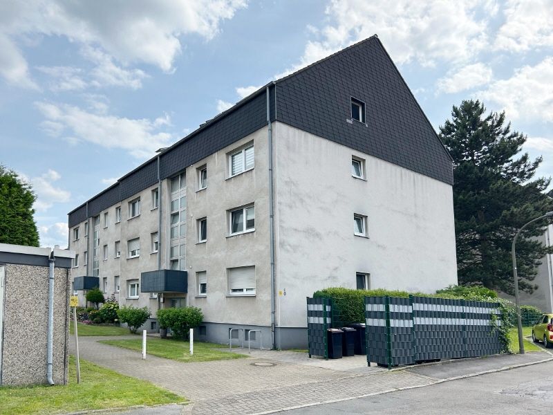 GUT AUFGETEILTE DACHGESCHOSSWOHNUNG MIT STELLPLATZ IN DORTMUND-APLERBECK